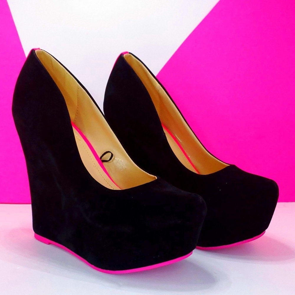 Black Velour Platform Heels With Pink Trim - Picture 2 of 4